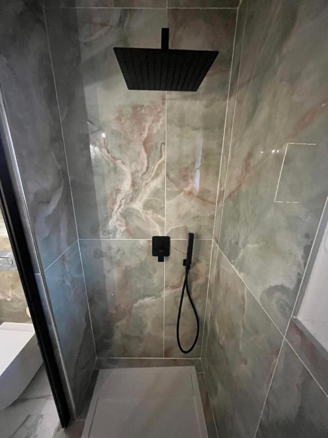 Appart Hotel Le 8 Le Duplex Mâcon Exteriör bild